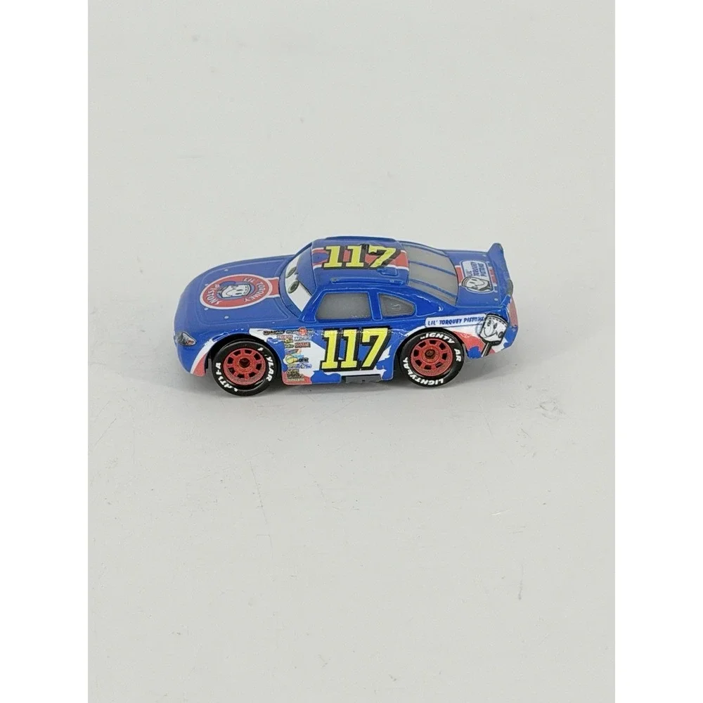 Disney Pixar Cars Lil' Torquey Pistons #117 Diecast Race Car Mattel 1:55 Loose